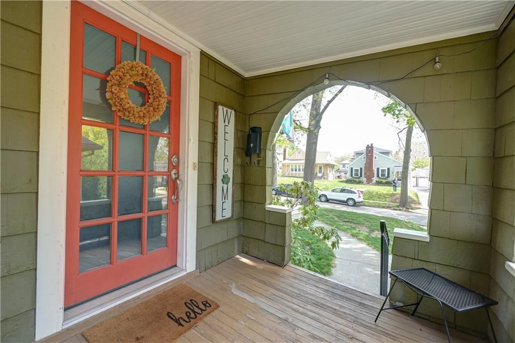 6160 Kenwood Avenue — photo 9