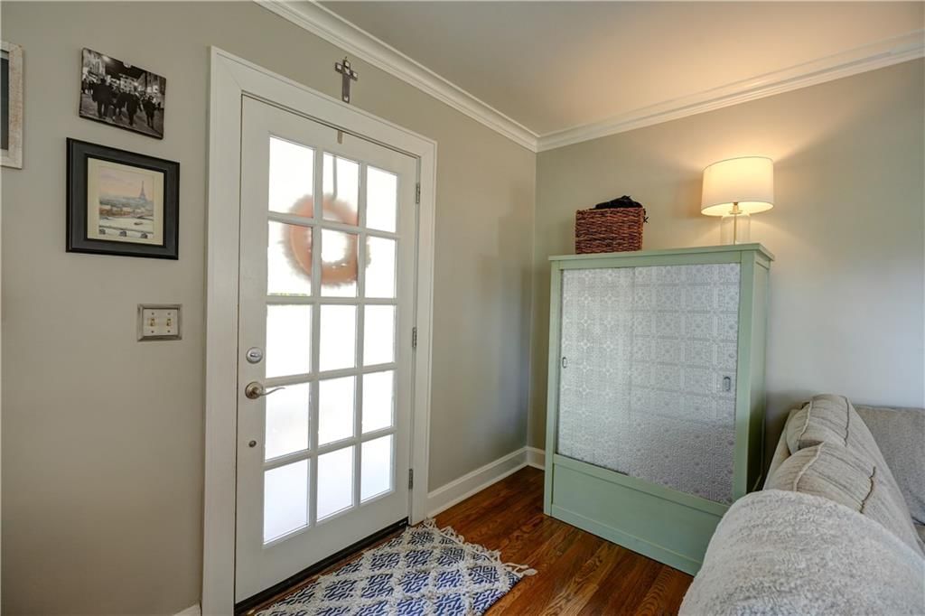 6160 Kenwood Avenue — photo 10