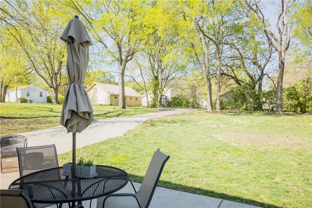 1312 N LYNN Street — photo 30