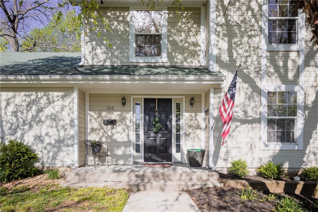 1312 N LYNN Street — photo 5
