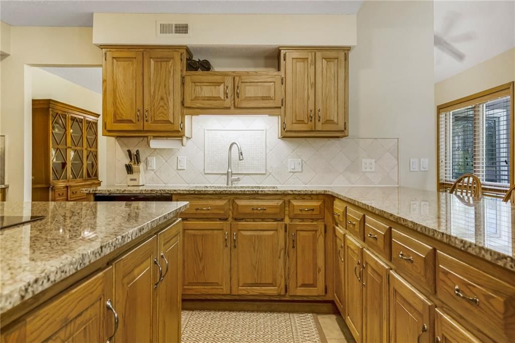 17659 Cody Street — photo 9