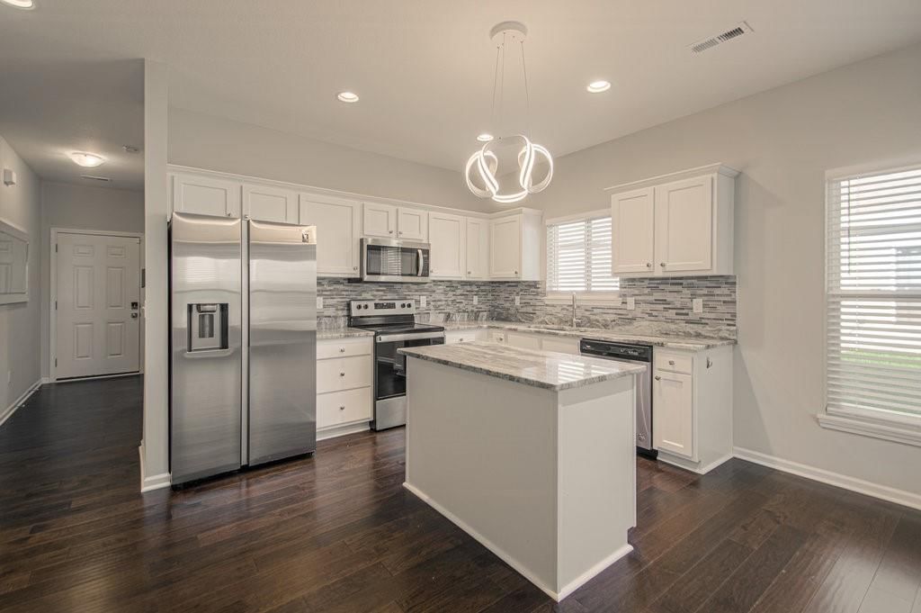 7916 NW 124th Street — photo 12