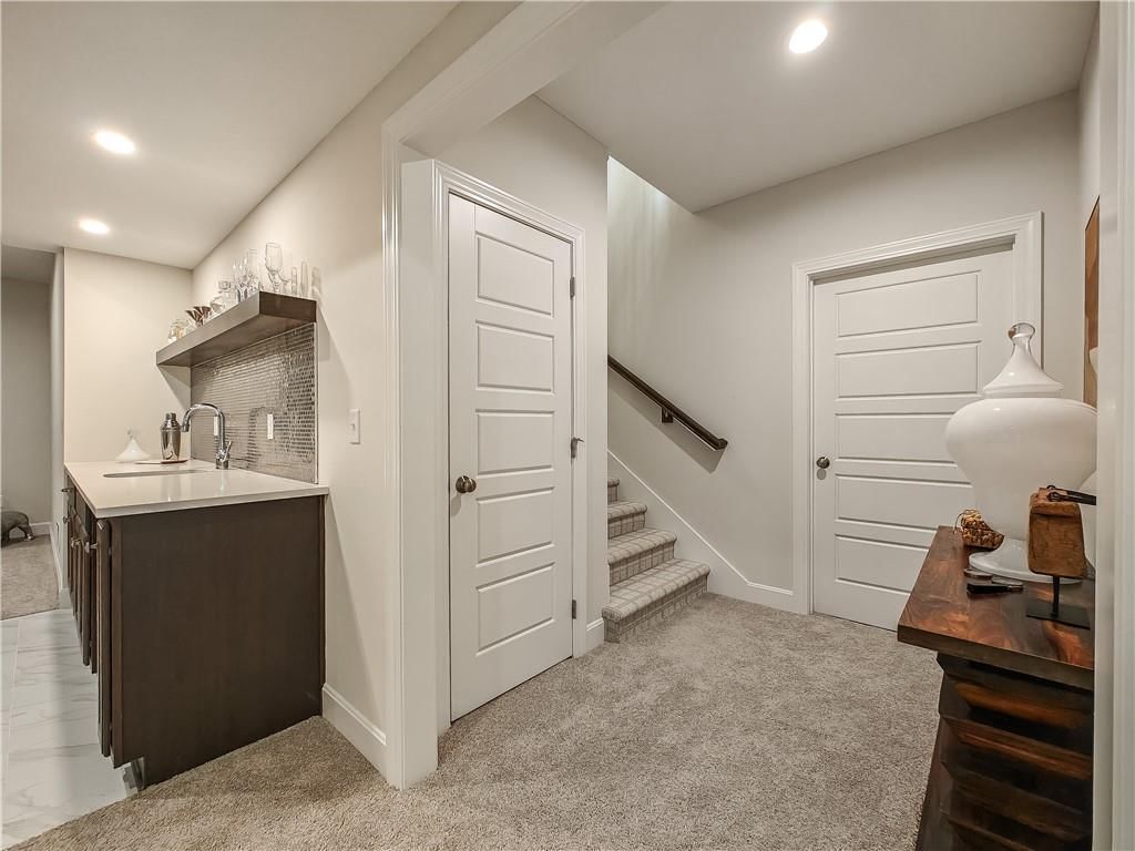 3903 W 158th Terrace — photo 36