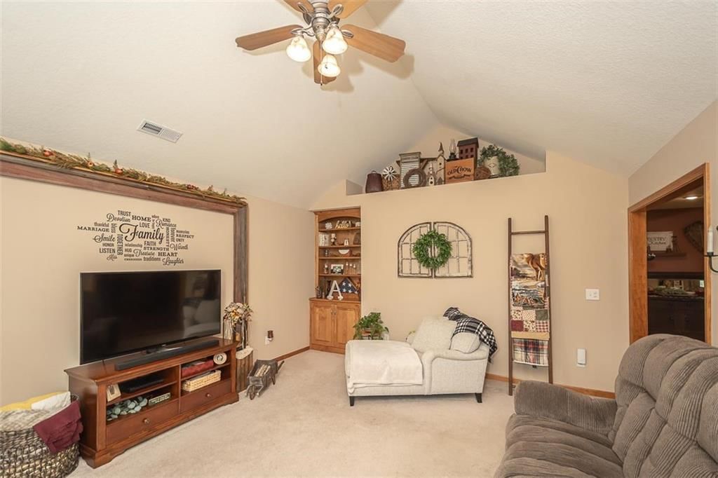 18 Wheatland Drive — photo 13