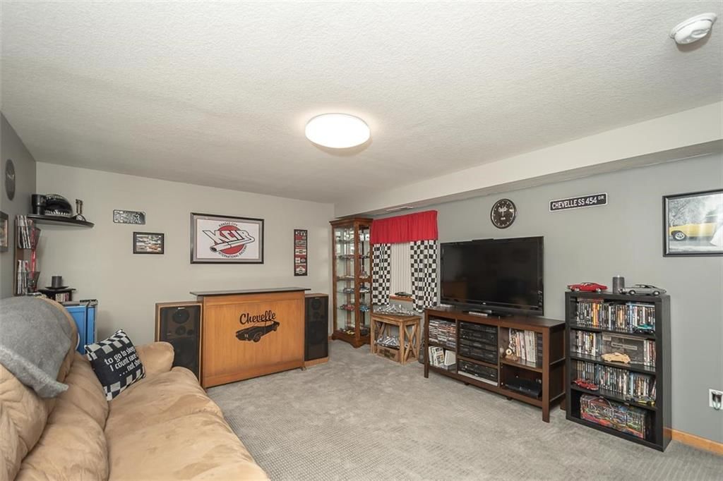 18 Wheatland Drive — photo 29