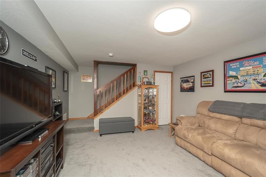 18 Wheatland Drive — photo 30