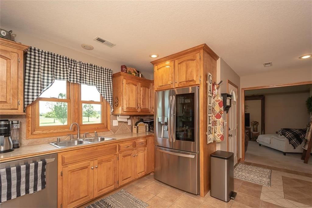 18 Wheatland Drive — photo 5