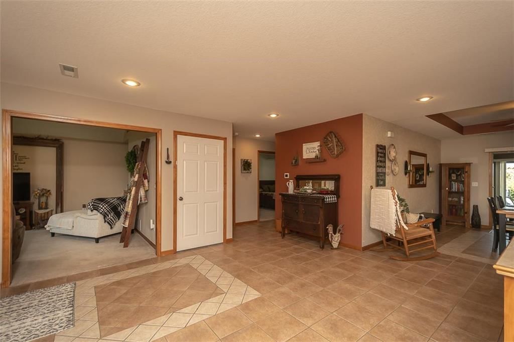 18 Wheatland Drive — photo 10