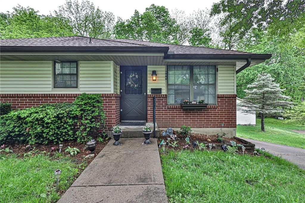 804 A/B Citadel Drive — photo 3