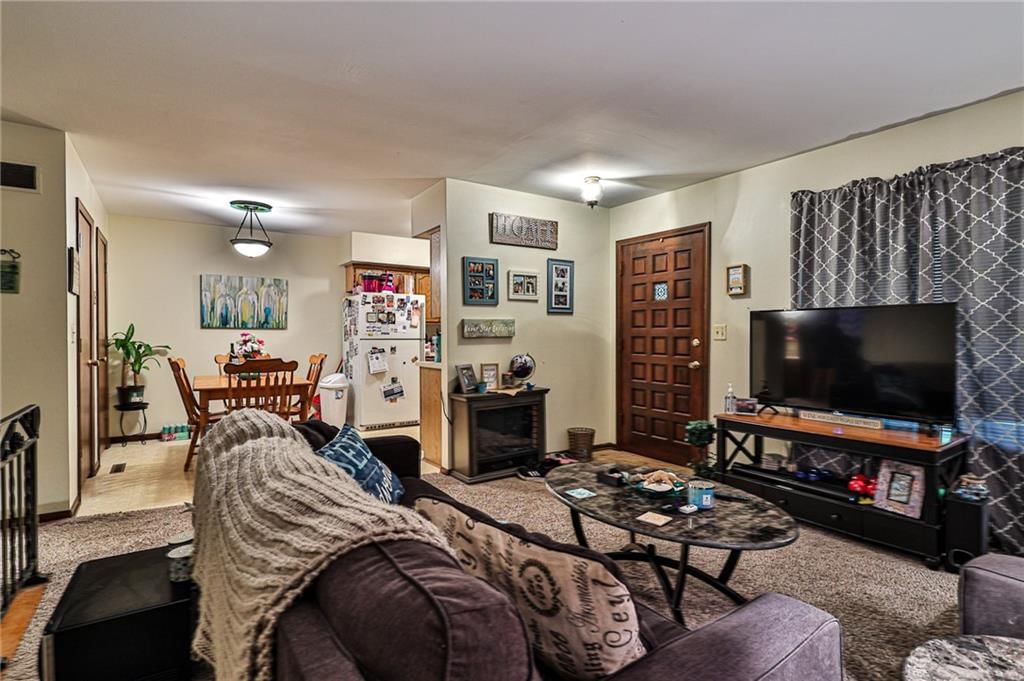 804 A/B Citadel Drive — photo 6