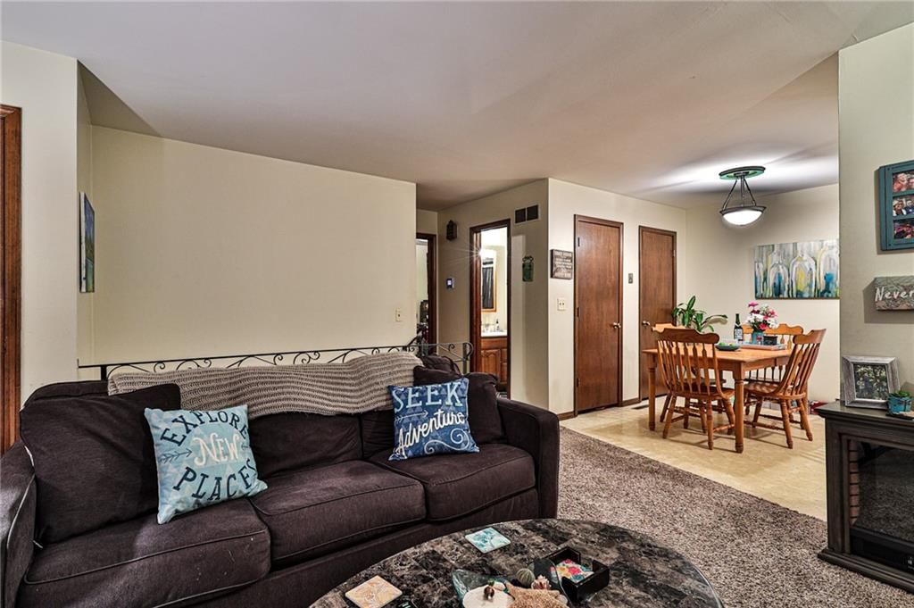 804 A/B Citadel Drive — photo 10