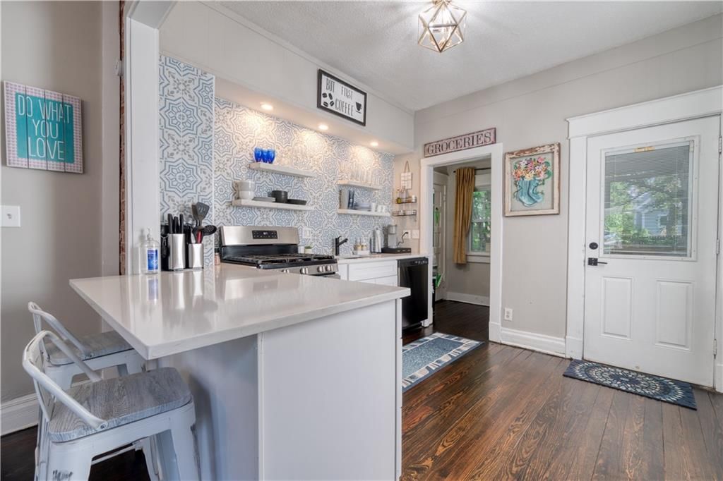 1218 W 41 Street — photo 10