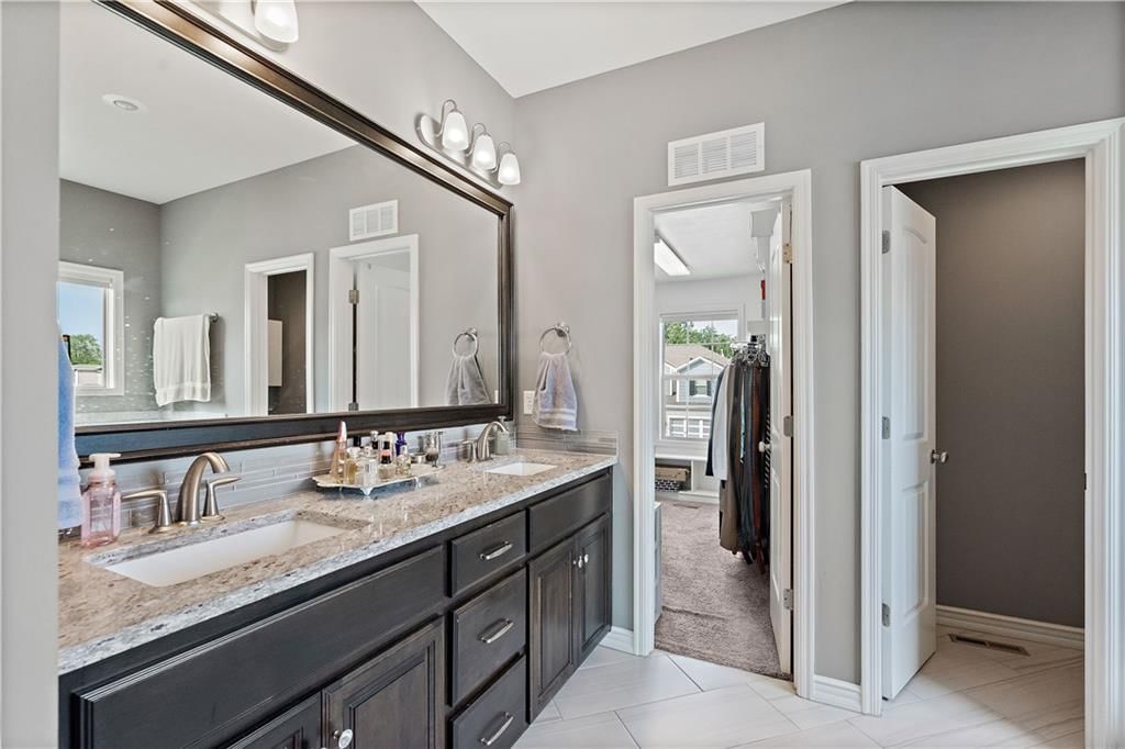 4205 SW Stoney Brook Drive — photo 32