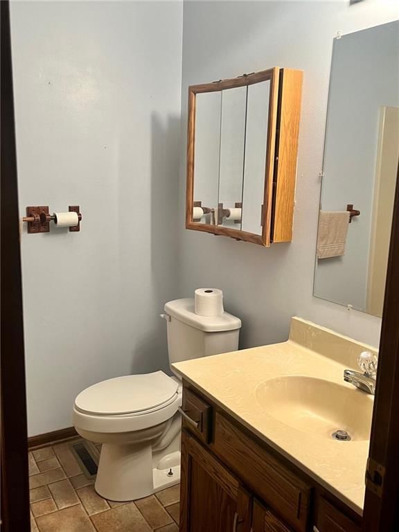 708 Britany Drive — photo 9