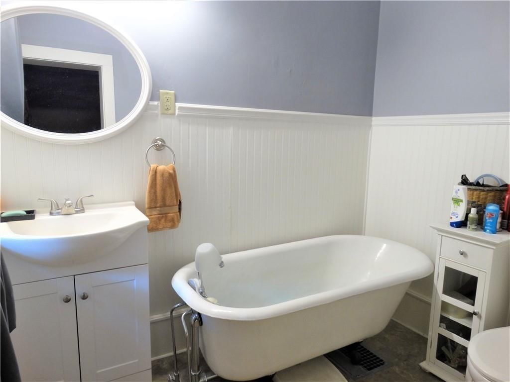 601 E Lexington Street — photo 8