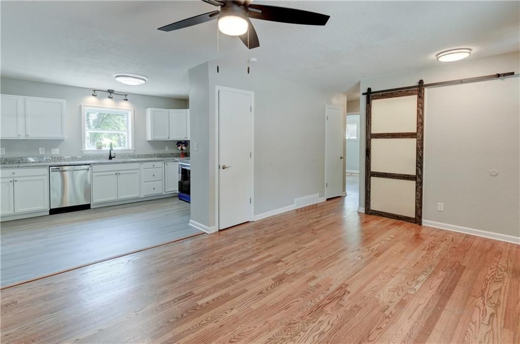 12823 W 92nd Street — photo 10