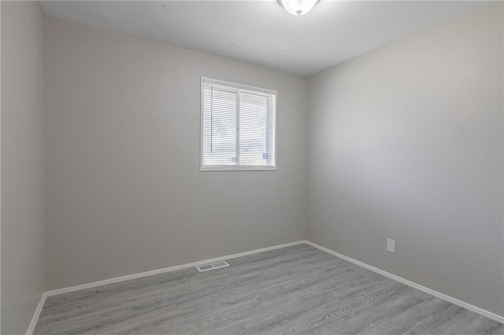 8516 Oldham Road — photo 13