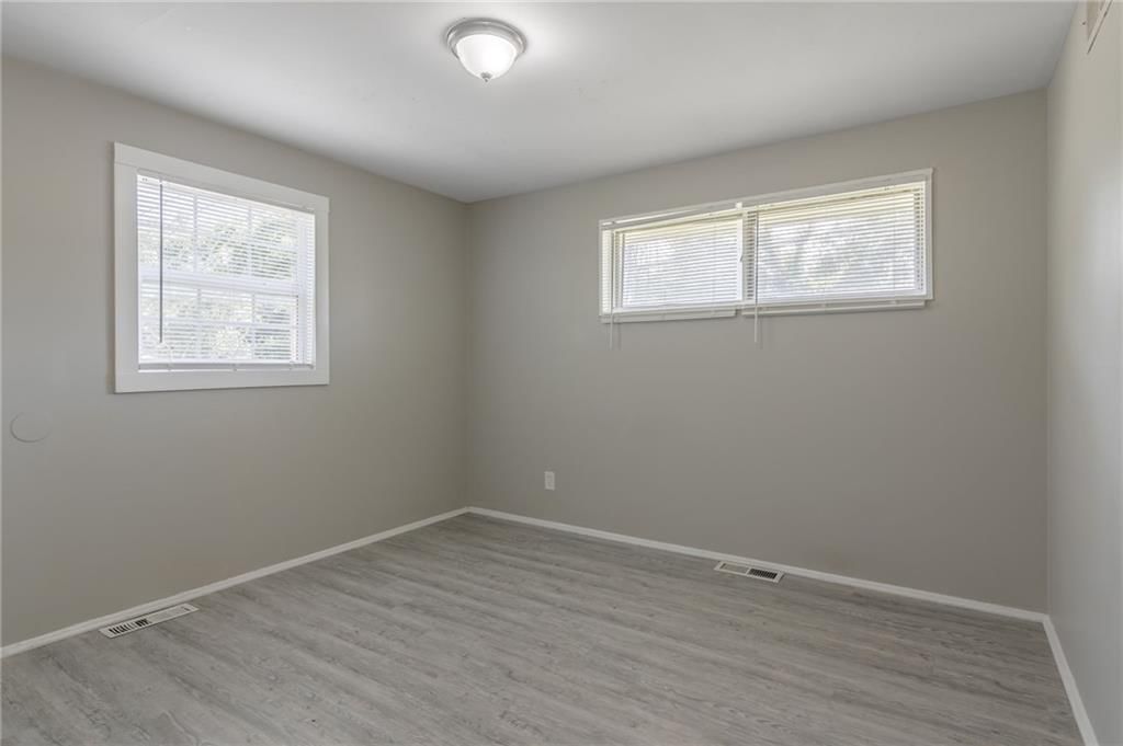 8516 Oldham Road — photo 15