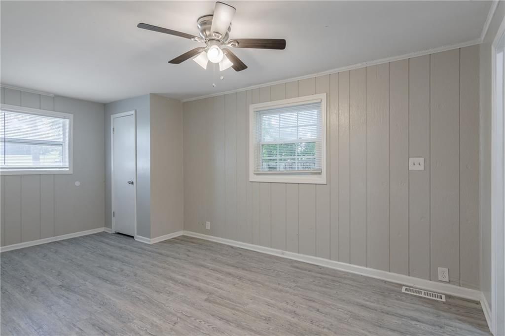 8516 Oldham Road — photo 10