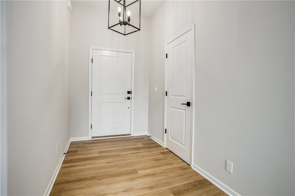 22430 S Jefferson Street — photo 15