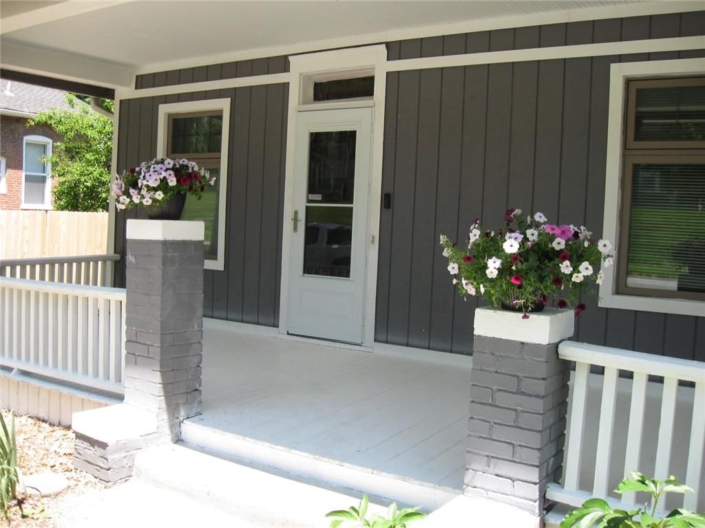 800 N Broadway Street — photo 2