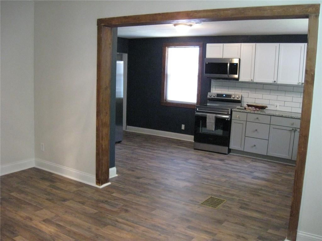 800 N Broadway Street — photo 14