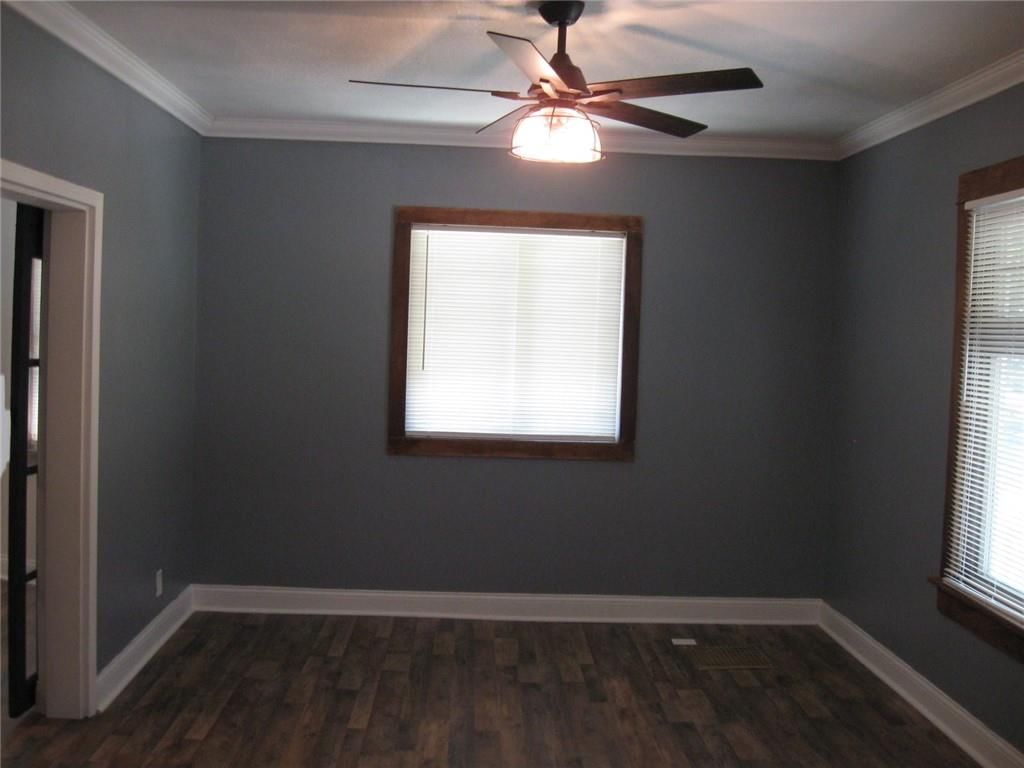 800 N Broadway Street — photo 5