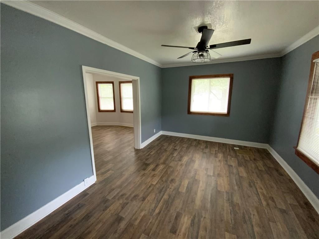 800 N Broadway Street — photo 7