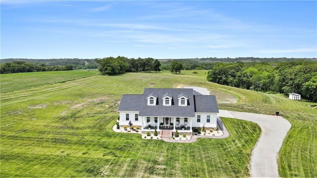 4709 SW Thornton Road — photo 43
