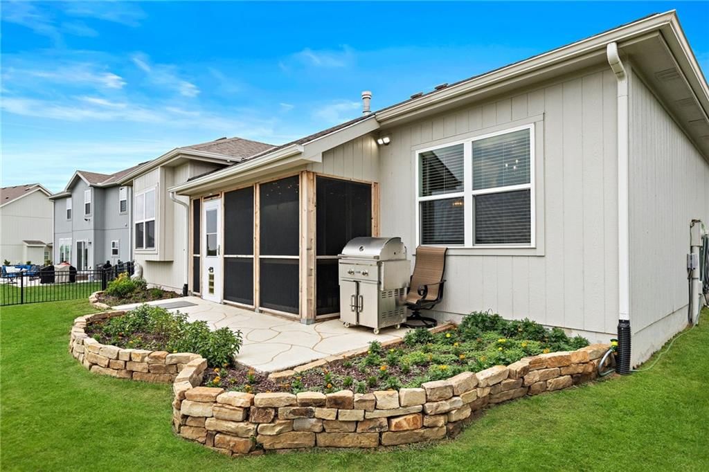 25191 W 148th Terrace — photo 39