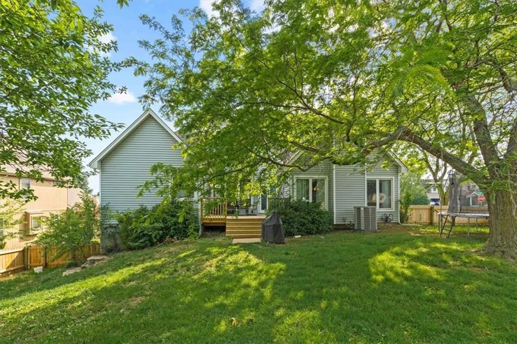 2600 SW Emerald Creek Place — photo 35