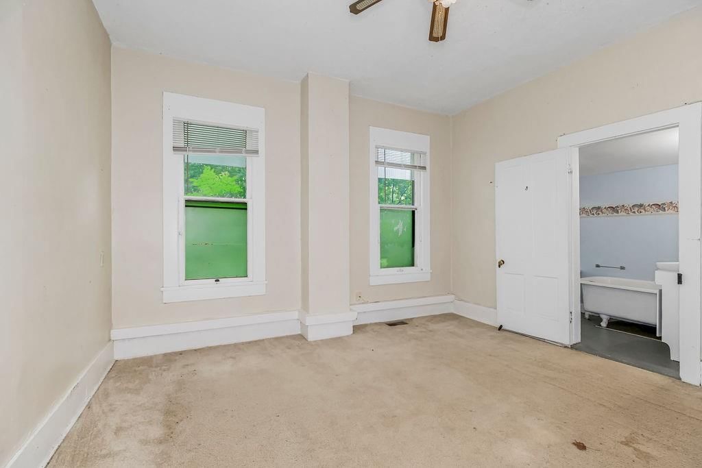 479 E Mill Street — photo 21