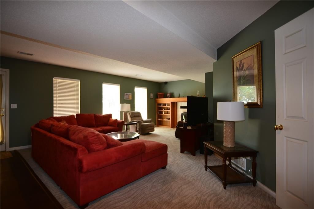 2033 SW Post Oak Road — photo 17