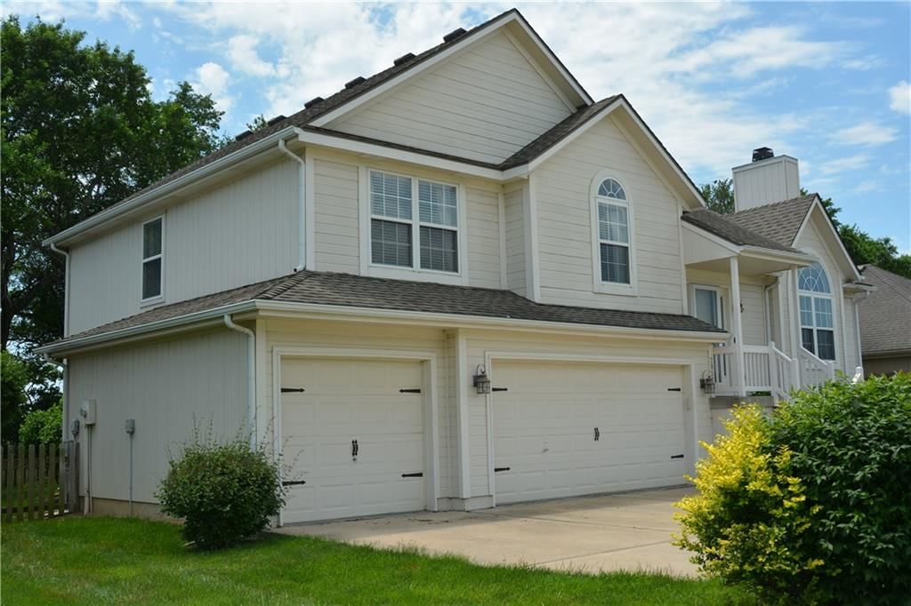2033 SW Post Oak Road — photo 23