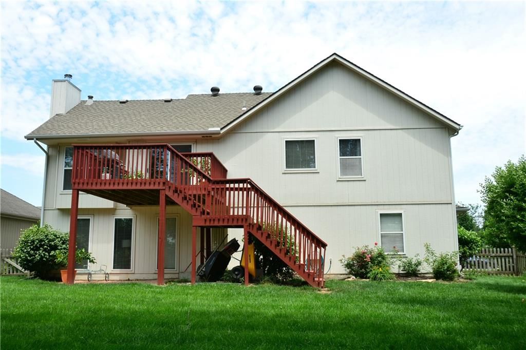 2033 SW Post Oak Road — photo 24