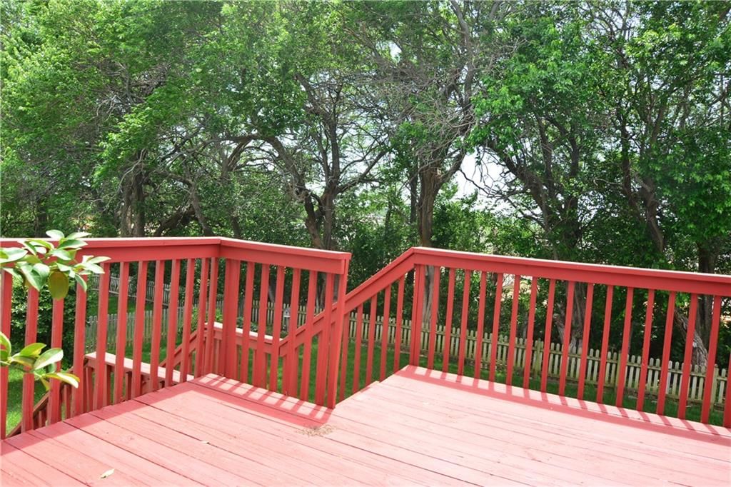 2033 SW Post Oak Road — photo 25