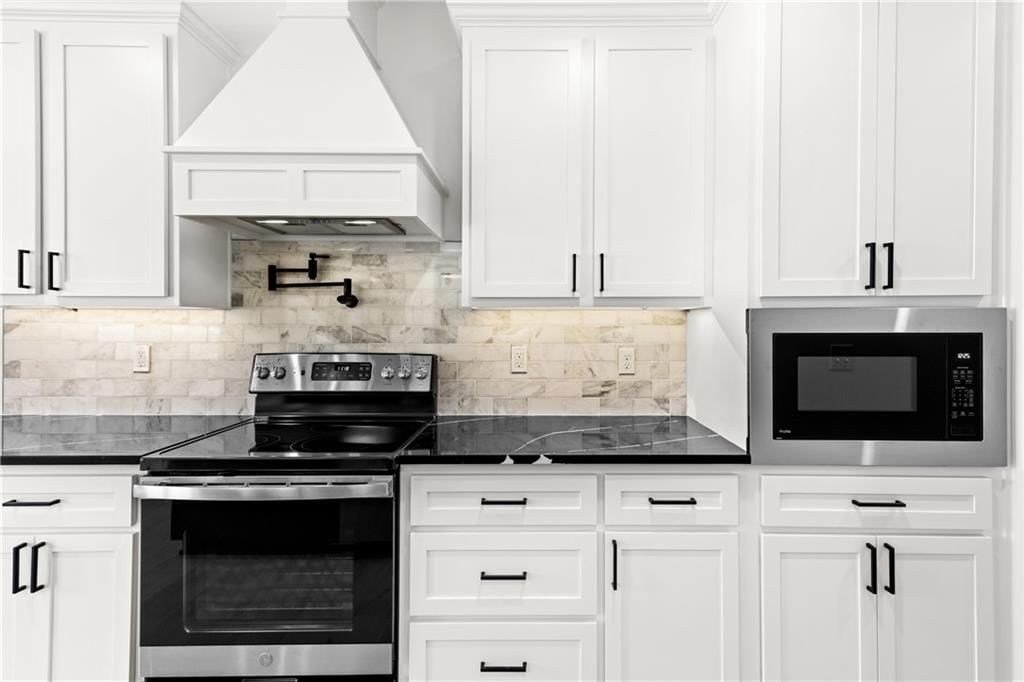 21040 W 225th Street — photo 20