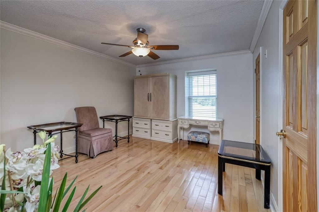 10156 Locust Street — photo 13