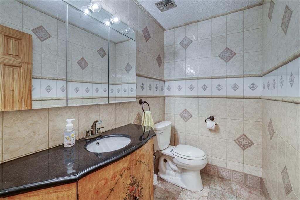 10156 Locust Street — photo 14