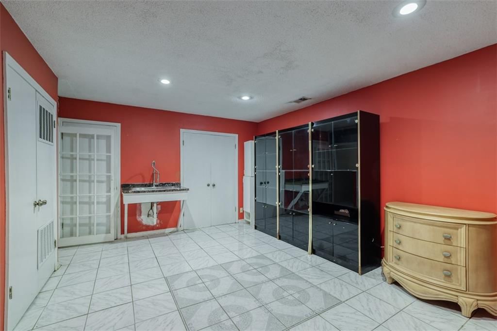10156 Locust Street — photo 23