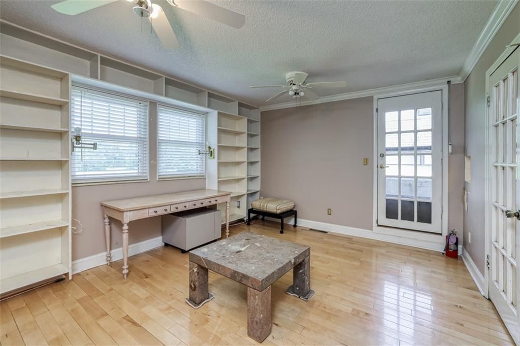 10156 Locust Street — photo 29