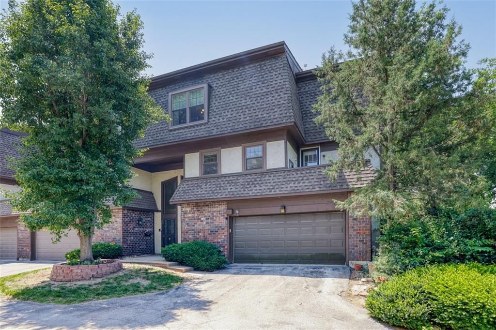 10156 Locust Street — photo 83