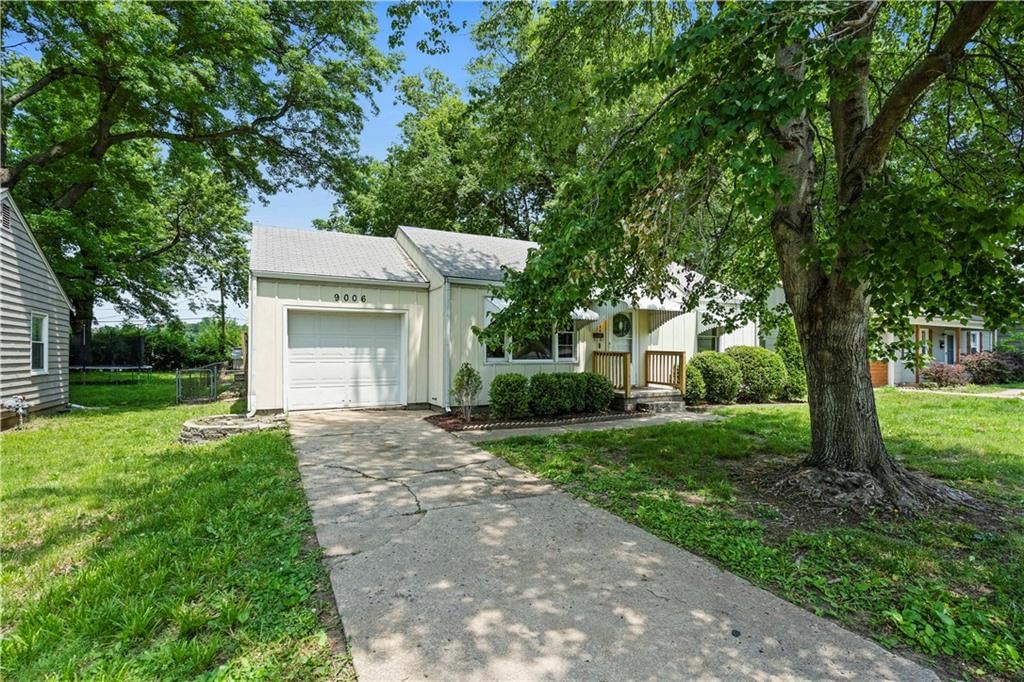 9006 E Gregory Boulevard — photo 2