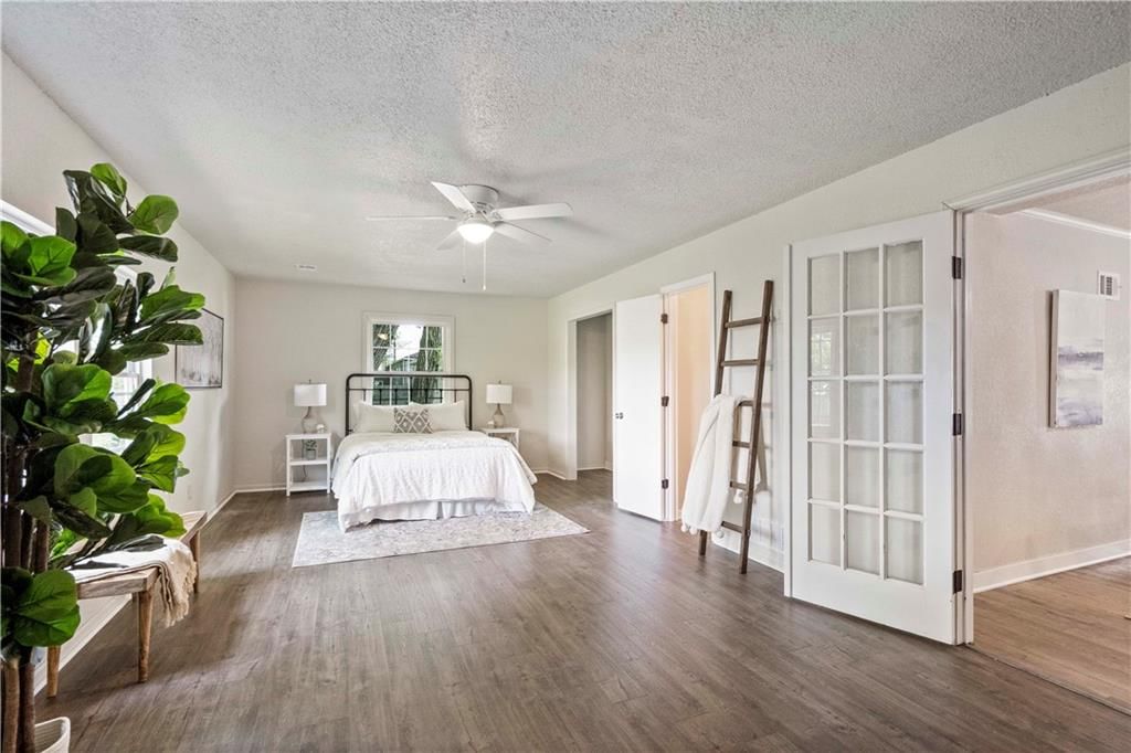 9006 E Gregory Boulevard — photo 9