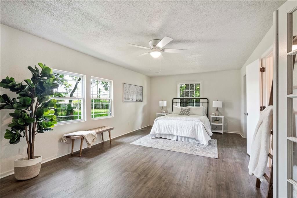 9006 E Gregory Boulevard — photo 10