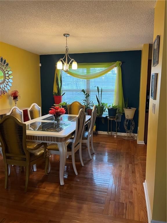 2327 Montgall Avenue — photo 9