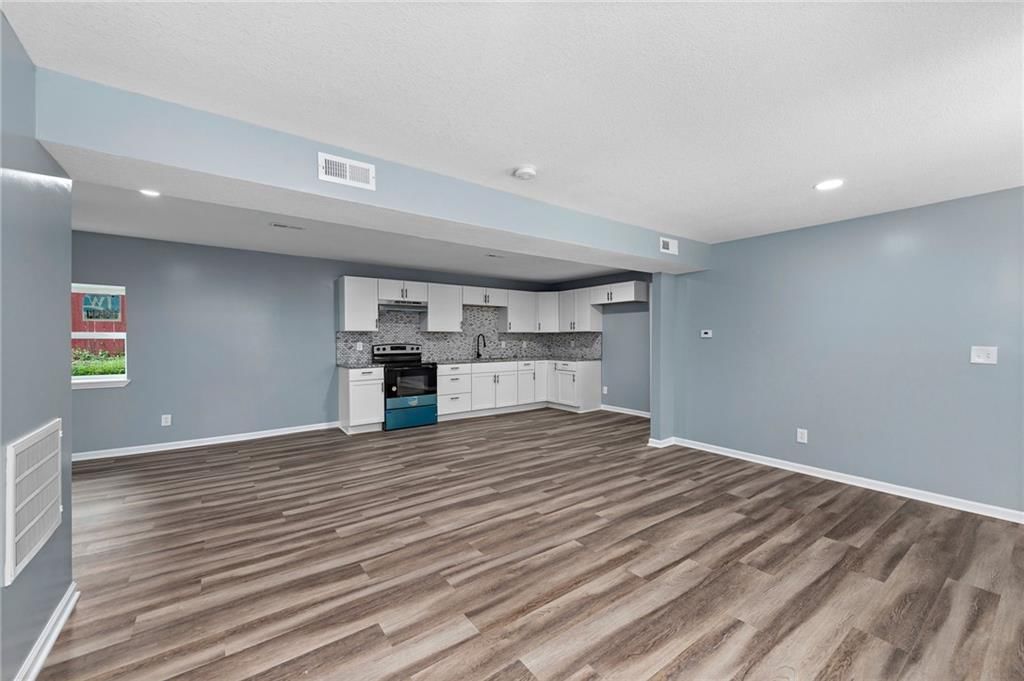 921 N 61st Street — photo 10