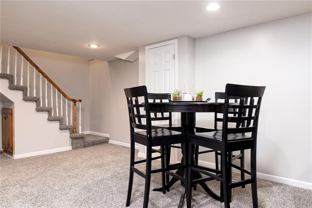 4424 N Grand Avenue — photo 32