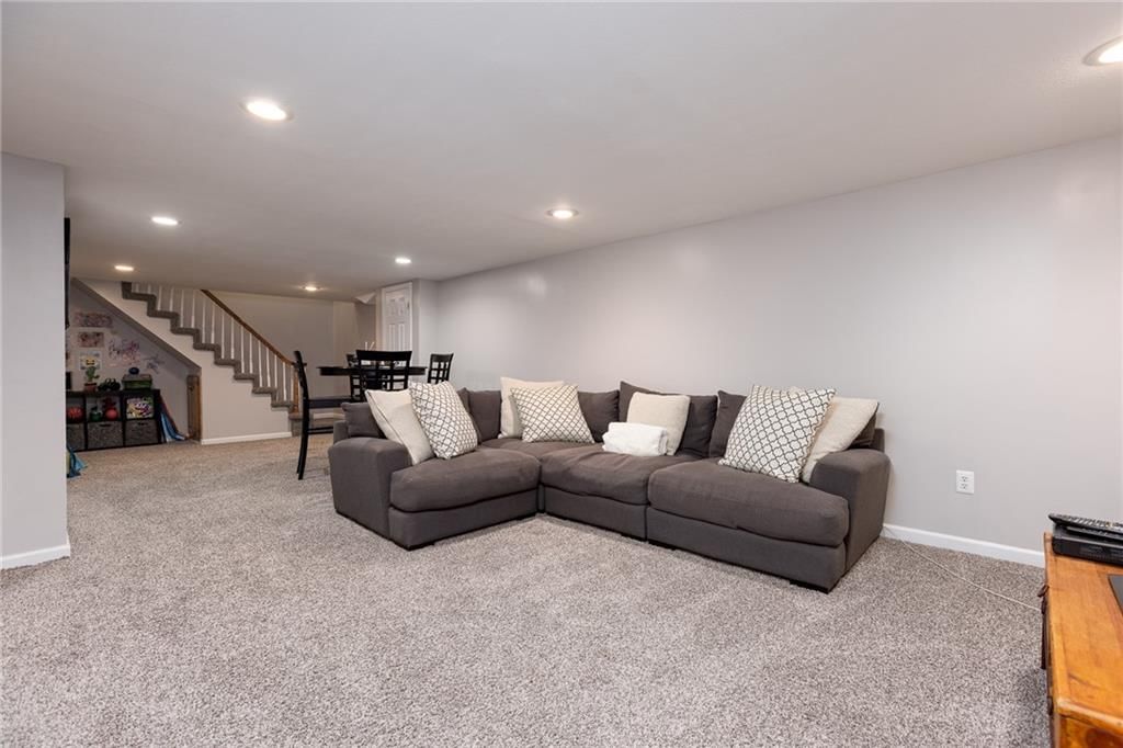 4424 N Grand Avenue — photo 33
