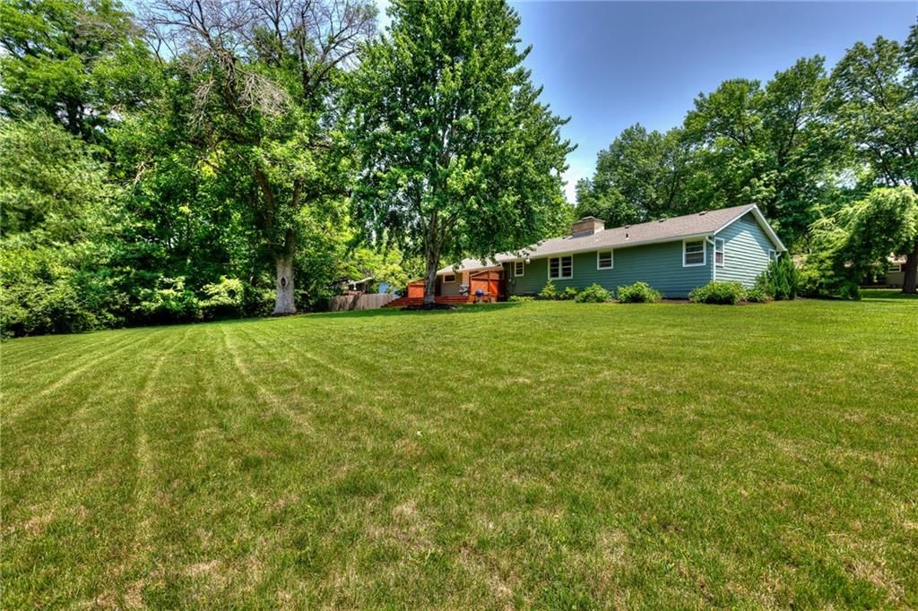 4424 N Grand Avenue — photo 47